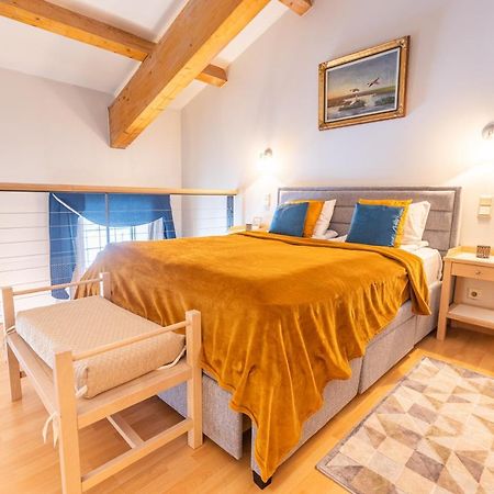 Daily Apartments - Split Level Apartment Near Port Reval Esterno foto